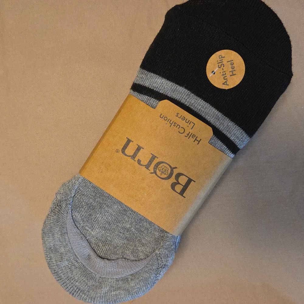 Born Men's Casual Gray and Black Socks